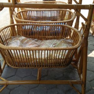 JUAL AYUNAN BAYI DARI ROTAN TERMURAH DI JOGJA
